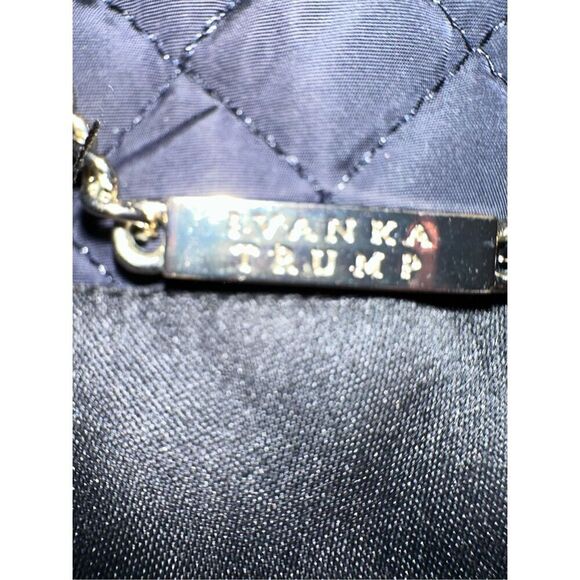 Ivanka Trump Navy Blue Quilted Double Breasted trench coat Jacket - Picture 7 of 7